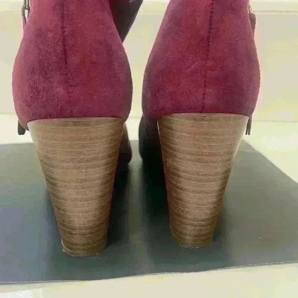 Breckelles Suede Booties Color Wine - Picture 4 of 11